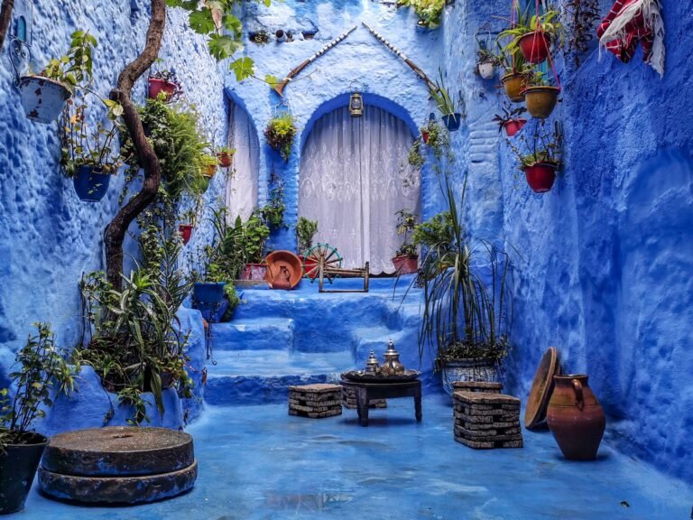 Chefchaouen Alleys What are The Best cities in morocco to visit-città da visitare in Marocco- ciudades para visitar en Marruecos- Chefchaouen Day trip- tours in all Morocco
