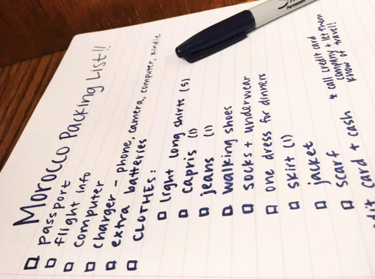 Cosa mettere in valigia per il Marocco-Morocco Ultimate packing list-Qué llevar a Marruecos? - What to pack to Morocco? - tours in all morocco